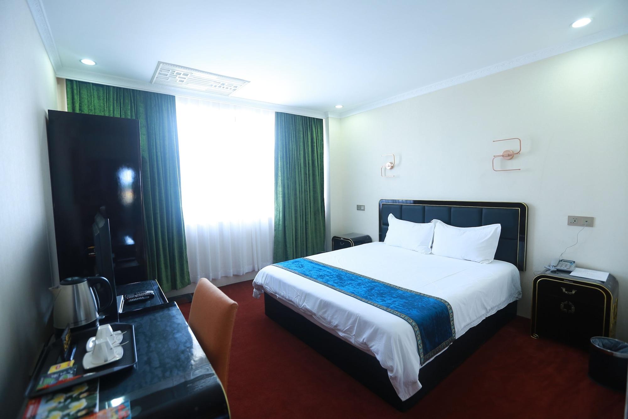 Star Sands Hotel Garapan Esterno foto