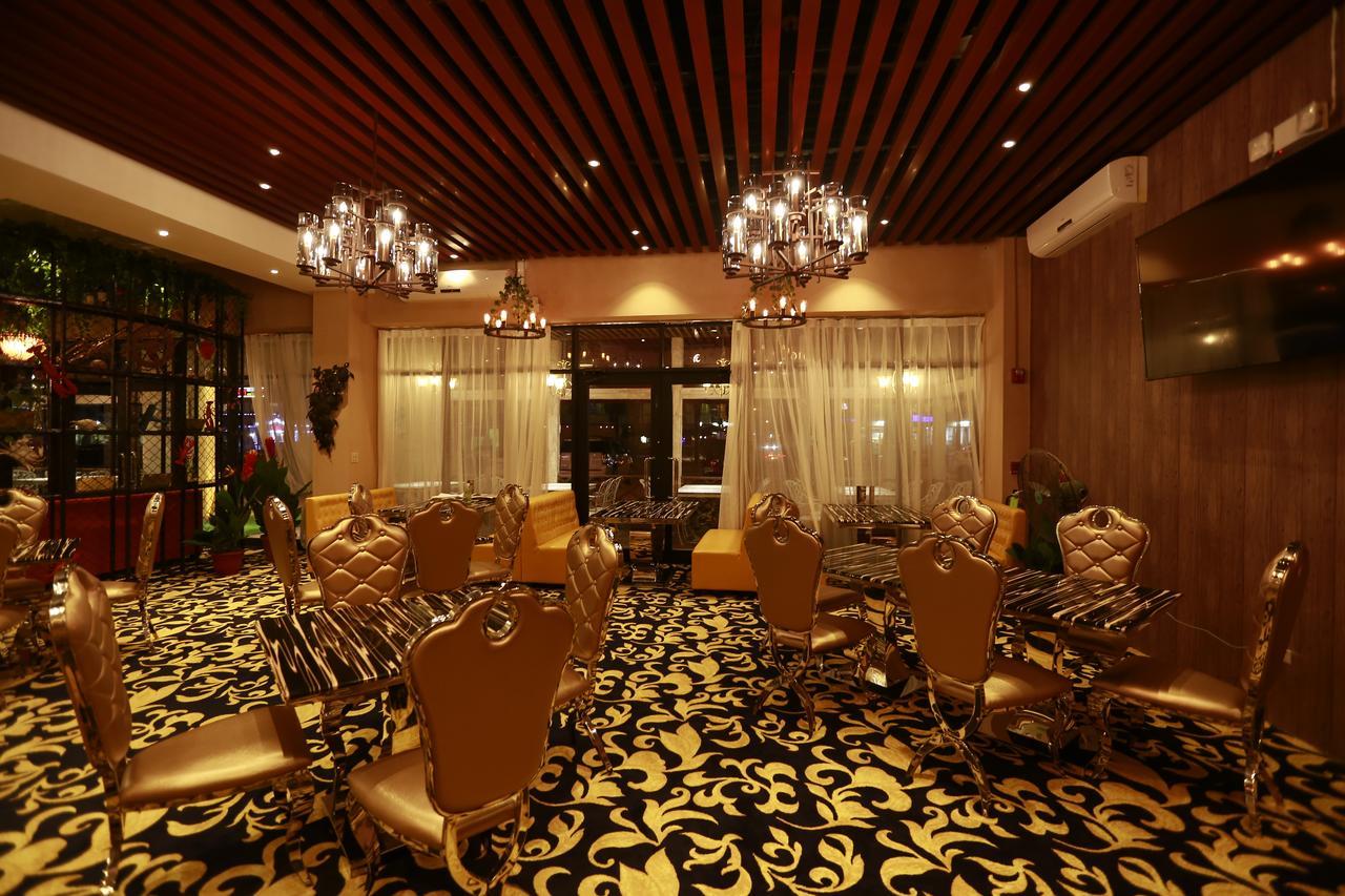 Star Sands Hotel Garapan Esterno foto