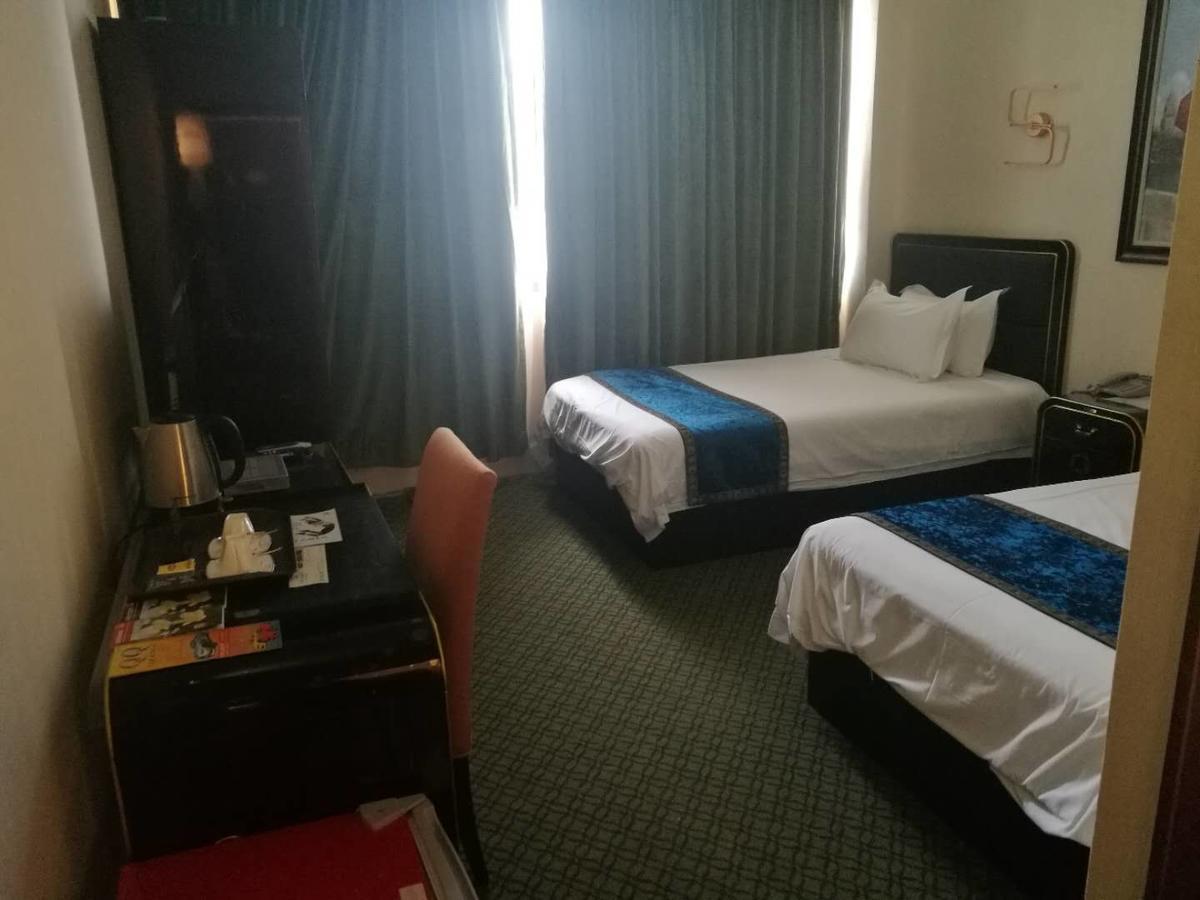 Star Sands Hotel Garapan Esterno foto